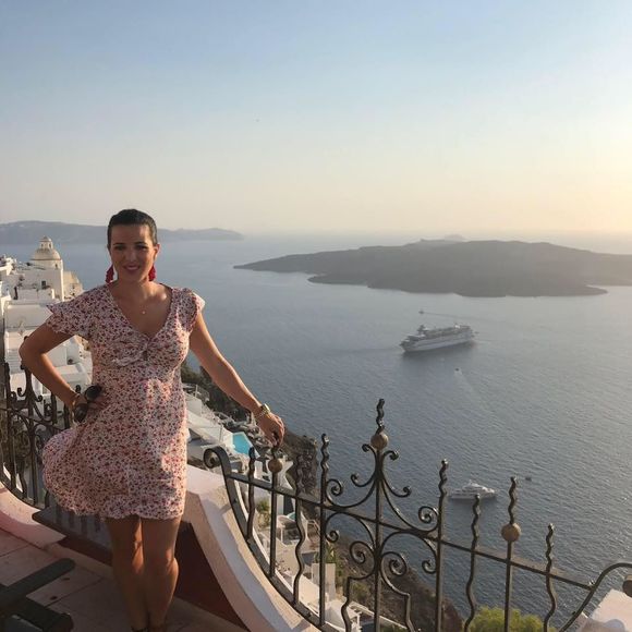 Meet your Posher, Agnes - Picture 1 of 1